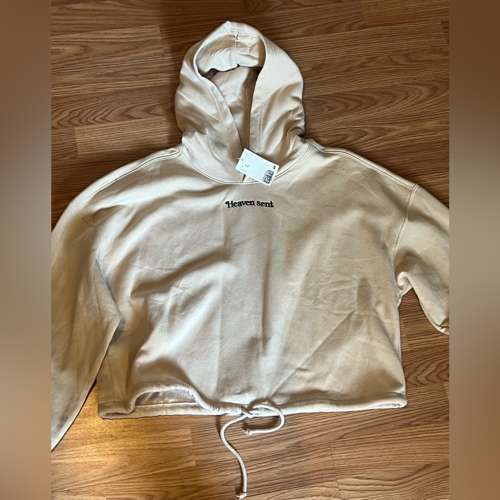 Embroidered sweatshirt